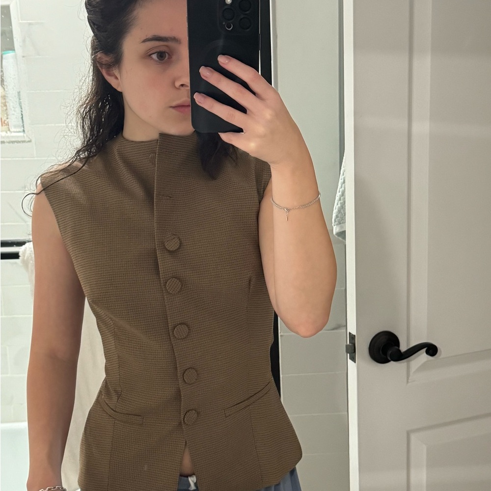 Brown Sleeveless Button-Up Top